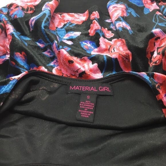 Material Girl Velvet Crop Top C4 - Picture 5 of 6